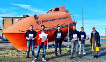 Herzlichen Glückwunsch zum Bestehen der Schiffsmechaniker-Ausbildung