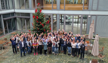 Gruppenfoto von allen Teilnehmenden des 9. Q 4.0-Netzwerktreffens